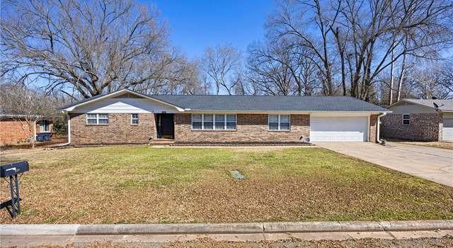 Photo of 217 S Arlington Ave, Russellville, AR 72801