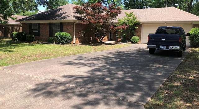 Photo of 706 Hickory Hollow Ln, Russellville, AR 72801