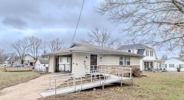 Photo of 808 N Madison, Siloam Springs, AR 72765