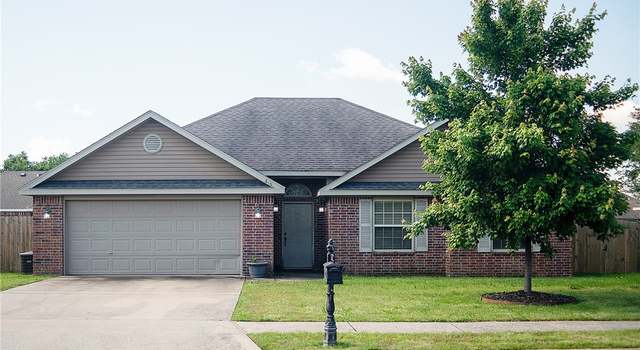 Photo of 609 Buffalo Ln, Springdale, AR 72764