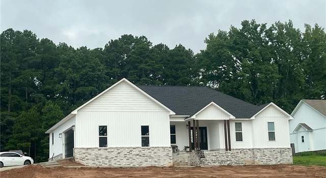 Photo of 444 Stonegate, Russellville, AR 72802