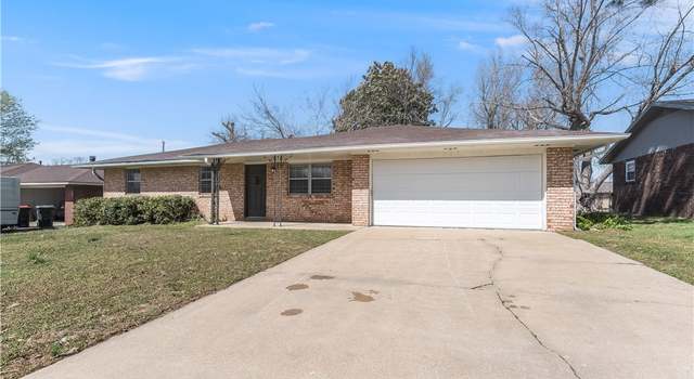 Photo of 3908 Clark Ave, Springdale, AR 72762