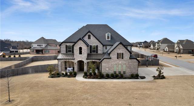 Photo of 207 Torrance Dr, Cave Springs, AR 72718