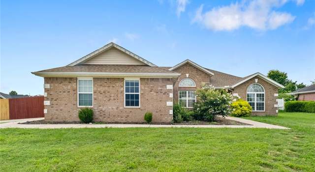 Photo of 1901 SW Columbus Rd, Bentonville, AR 72713