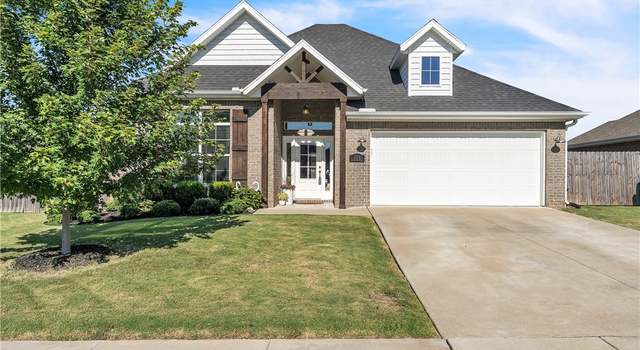 Photo of 551 Greylag Way, Farmington, AR 72730