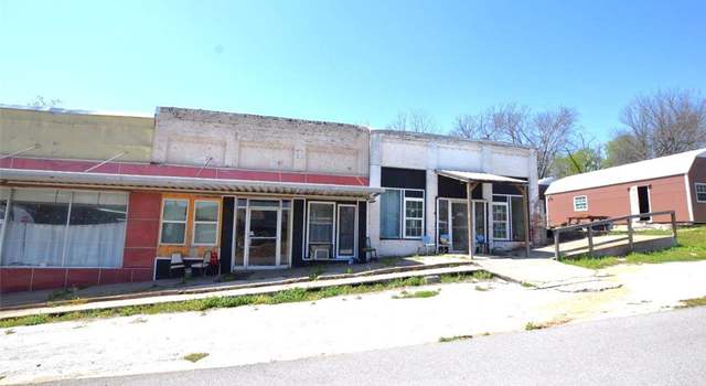 Photo of 104 Main St, Watts, OK 74964