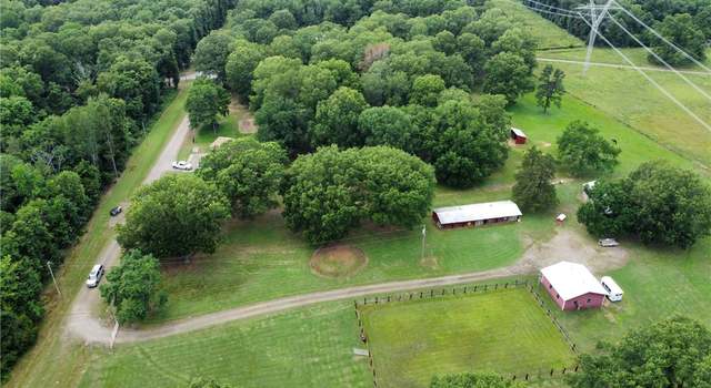 Photo of 158 Hayden Ln, Russellville, AR 72802