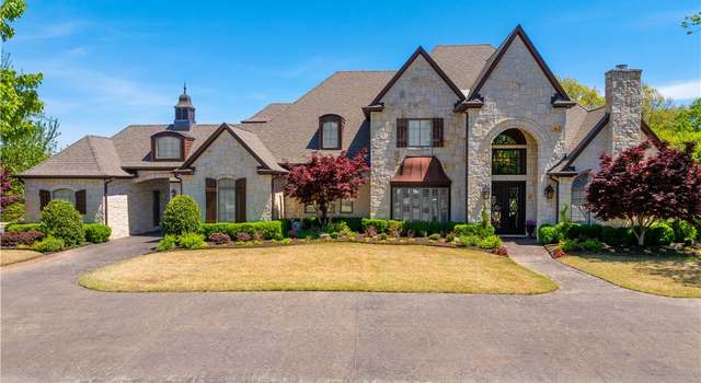 Photo of 5436 Clear Creek Blvd, Fayetteville, AR 72704