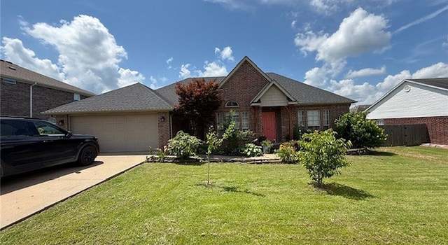 Photo of 521 E Oxen Ln, West Fork, AR 72774
