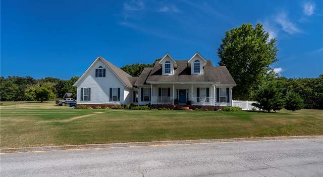 Photo of 13634 Saint Andrews Dr, Siloam Springs, AR 72761