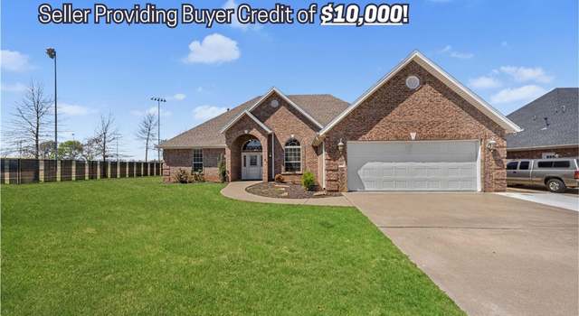 Photo of 311 S Sundown Dr, Farmington, AR 72730