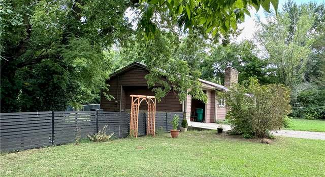 Photo of 402 Phillips St, West Fork, AR 72774