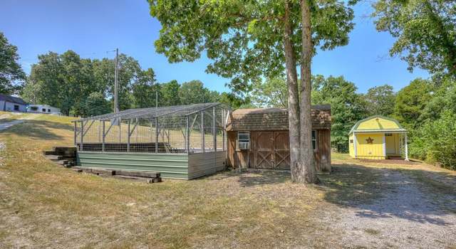 Photo of 303 Osage Ln, Pineville, MO 64856