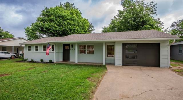 Photo of 6 Poplar St, Fayetteville, AR 72703