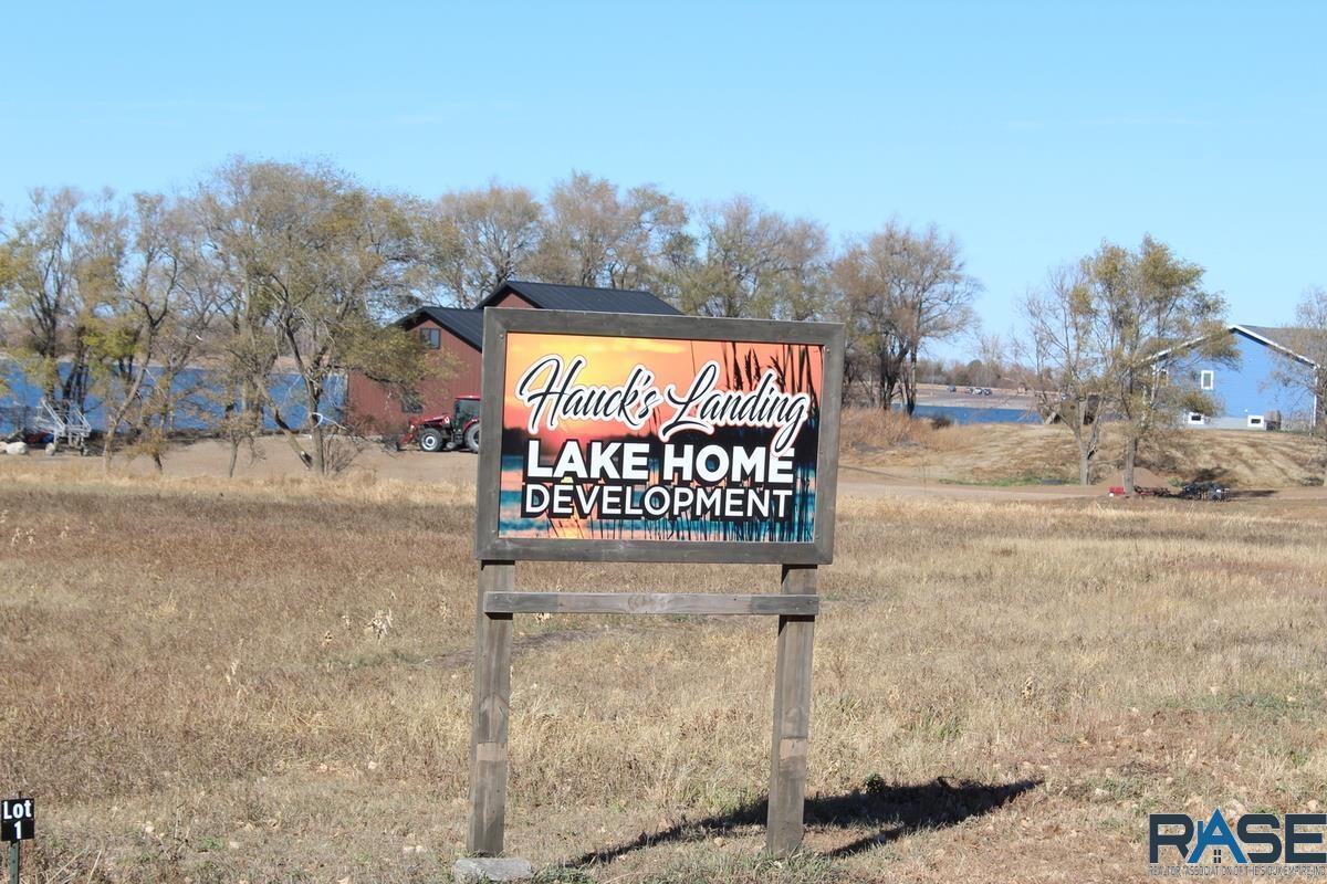 21129 Gregs Dr, Lake Preston, SD 57249 MLS 22206991 Redfin