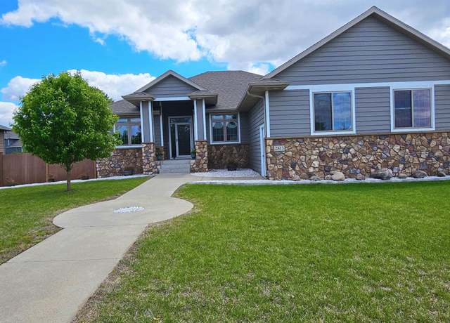 Property at 2813 W Stratton Cir, Sioux Falls, SD 57108, 6 beds, 4 baths
