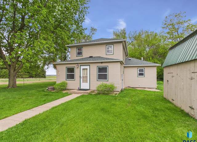 Property at 45390 284th St, Hurley, SD 57036, 3 beds, 1 bath