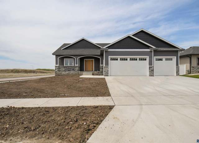 Property at 847 Melissa Ave, Harrisburg, SD 57032, 3 beds, 2 baths
