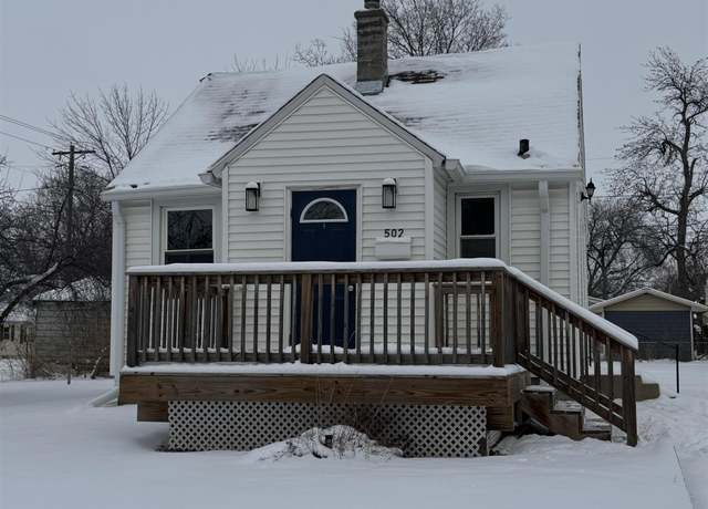 Property at 502 S Holly Ave, Sioux Falls, SD 57104, 3 beds, 2 baths
