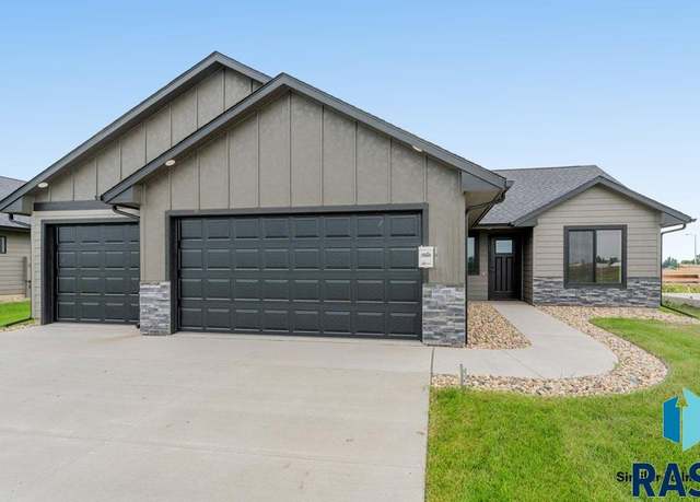 Property at 1001 E Wayne Pl, Tea, SD 57064, 3 beds, 2 baths