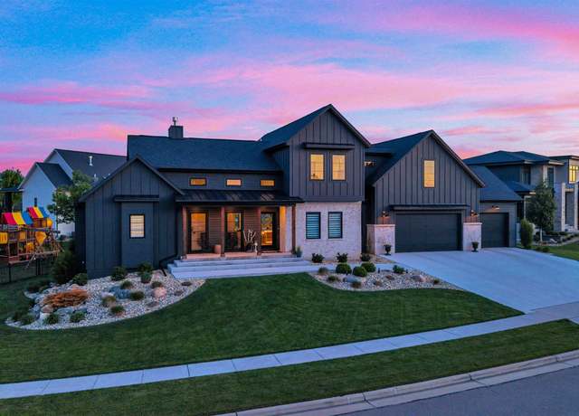 Property at 212 N Autumnwood Ct, Sioux Falls, SD 57110, 5 beds, 3.5 baths