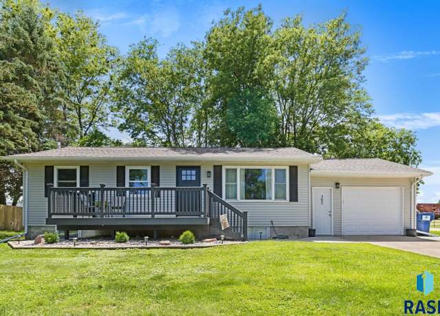 Property at 302 Front St, Aurora, SD 57002, 5 beds, 2 baths