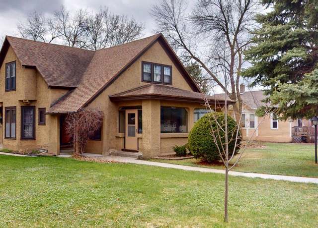 Property at 712 6th St, Brookings, SD 57006, 3 beds, 2.5 baths