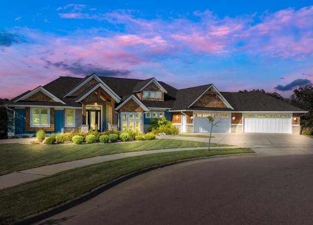 Property at 9004 E Torrey Pine Cir, Sioux Falls, SD 57110-7614, 6 beds, 4.5 baths