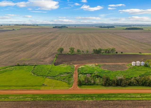 Property at 48239 279th St, Canton, SD 57013-5500