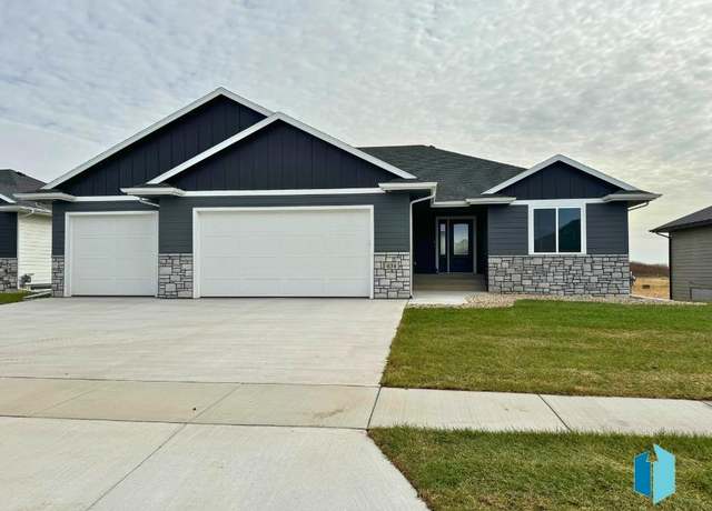 Property at 834 S Melissa Ave, Harrisburg, SD 57032, 2 beds, 2 baths