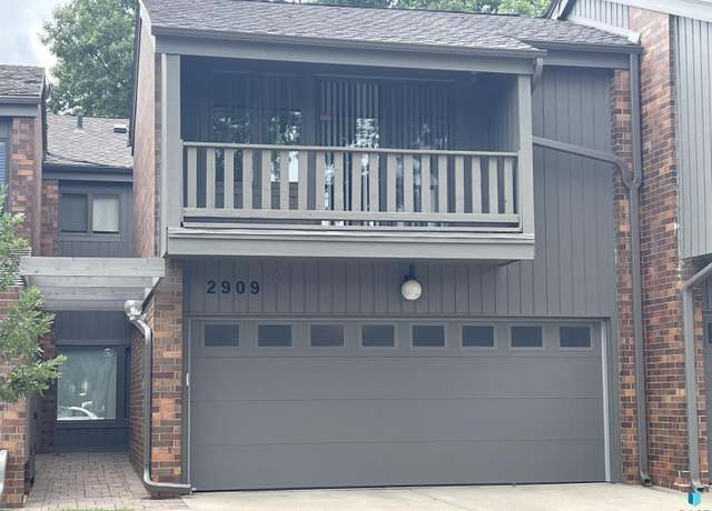 Property at 2909 S Ridgeview Way, Sioux Falls, SD 57105-4245, 3 beds, 3.5 baths