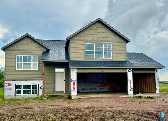 Property at 5933 S Coneflower Ave, Sioux Falls, SD 57108, 5 beds, 3 baths