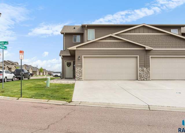 Property at 5900 S Bounty Pl, Sioux Falls, SD 57108, 3 beds, 2.5 baths