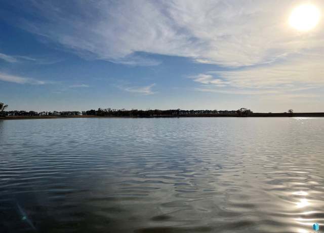 Property at 519 Sandpiper Ln, Wentworth, SD 57075