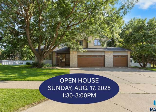 Property at 2905 E 33rd St, Sioux Falls, SD 57103, 4 beds, 3.5 baths