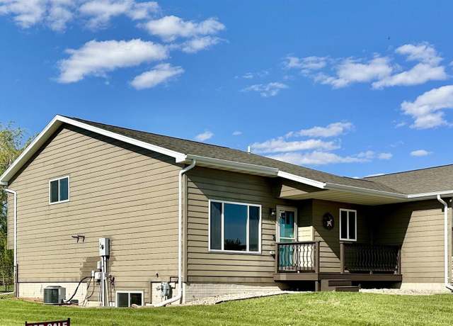 Property at 1000 Greyhawk Cir, Harrisburg, SD 57032-2214, 3 beds, 2 baths