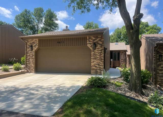 Property at 4611 S Duluth Ave, Sioux Falls, SD 57105, 3 beds, 2.5 baths