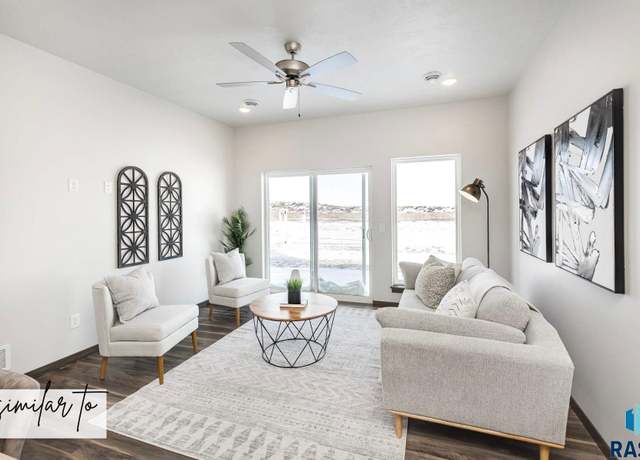 Property at 5701 E Avett Pl, Sioux Falls, SD 57108, 3 beds, 2.5 baths