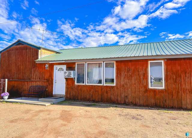 Property at 120 SW 2nd St Unit 1 & 2, Wentworth, SD 57075, 5 beds, 3 baths