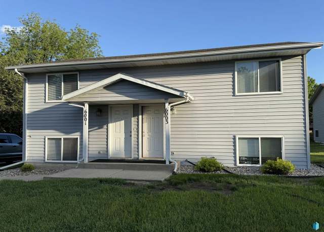 Property at 6001 43rd St W, Sioux Falls, SD 57106, 4 beds, 2 baths