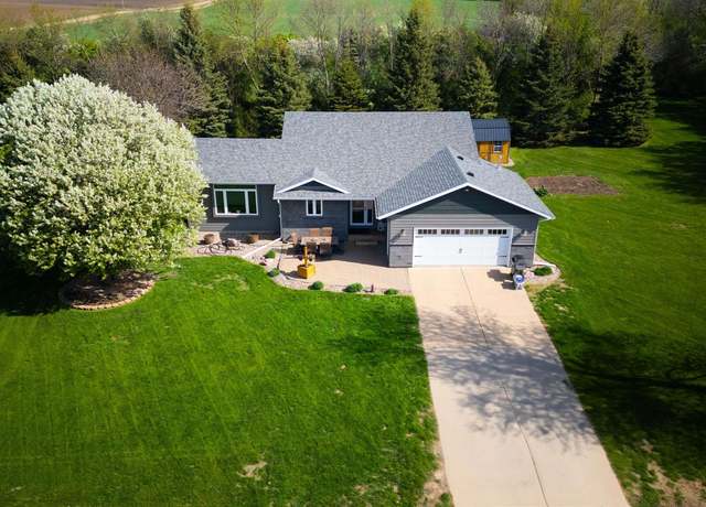 Property at 25746 476th Ave, Sioux Falls, SD 57104, 4 beds, 2 baths