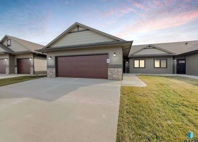 Property at 2028 S SONOMA Pl, Sioux Falls, SD 57106, 2 beds, 2 baths