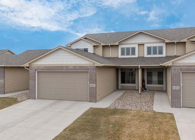 Property at 2405 S Kinderhook Ave, Sioux Falls, SD 57106, 3 beds, 2.5 baths