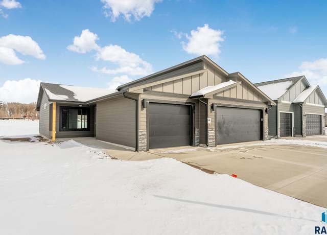 Property at 6904 W 5th St, Sioux Falls, SD 57107, 2 beds, 2 baths