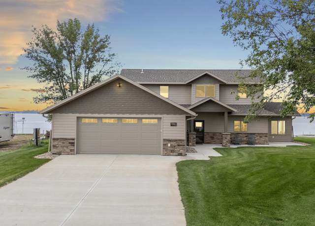 Property at 6578 Peninsula Pt, Wentworth, SD 57075, 3 beds, 2.5 baths