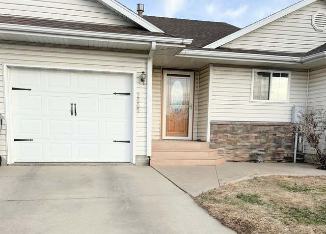 Property at 2005 S Leah Cir, Sioux Falls, SD 57106, 2 beds, 2 baths