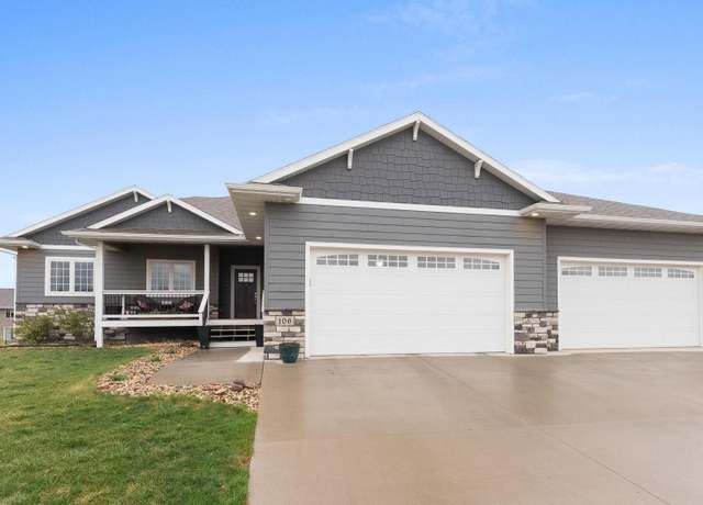 Property at 106 E 14th St, Dell Rapids, SD 57022, 5 beds, 3 baths