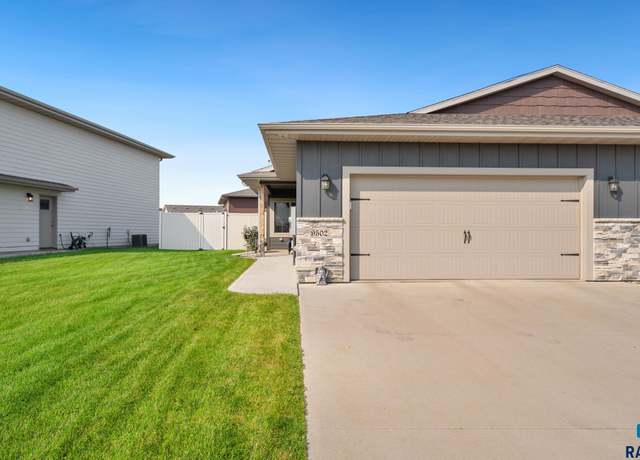 Property at 9502 W Broek Dr, Sioux Falls, SD 57106, 3 beds, 2 baths