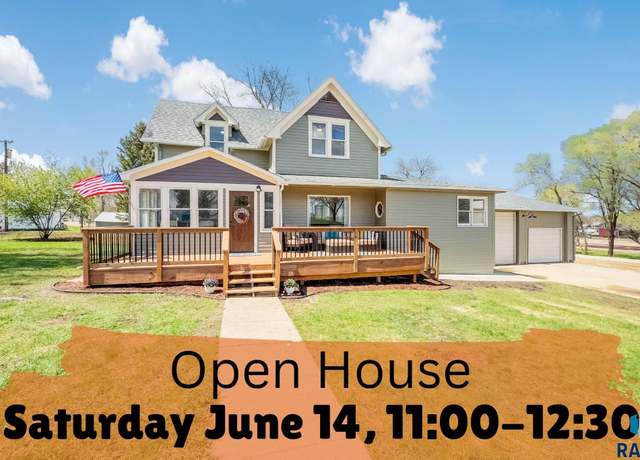 Property at 333 S Juniper Ave, Parker, SD 57053, 5 beds, 2.5 baths