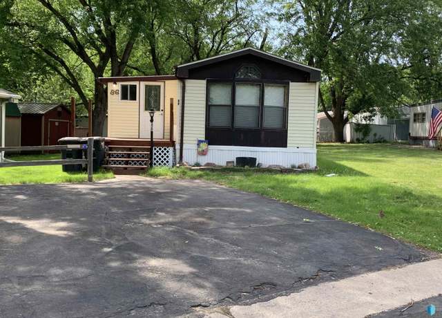 Property at 86 S Saratoga Pl, Sioux Falls, SD 57110, 3 beds, 1 bath